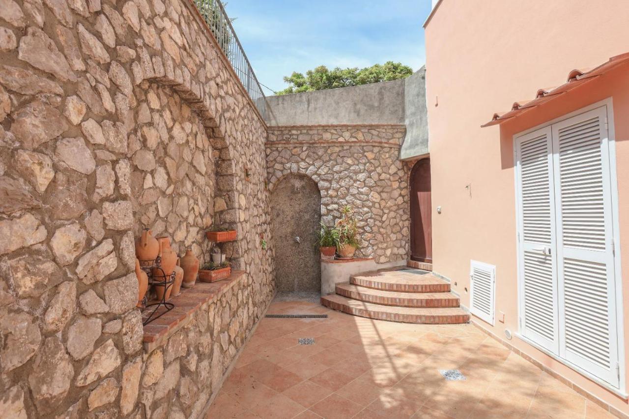Casa Di Charme Panoramica A Sulla Spiaggia.