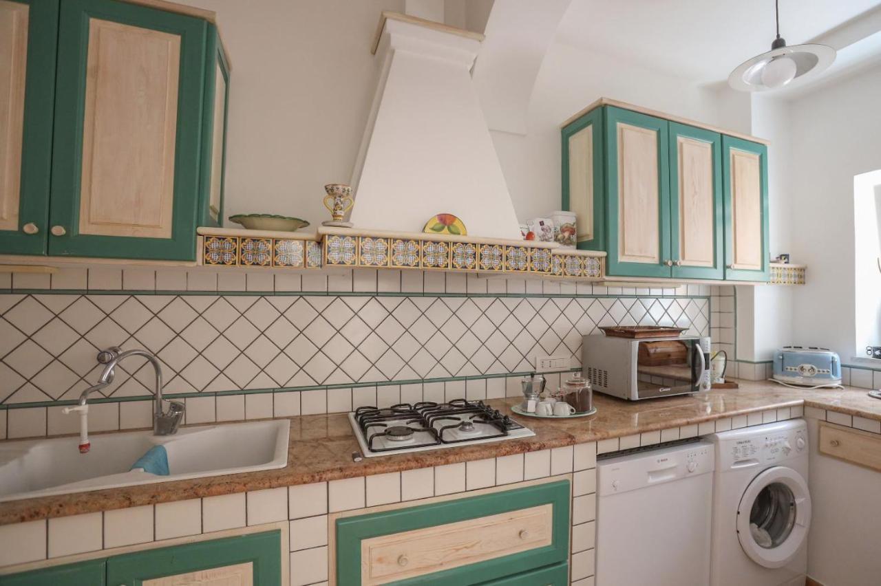 Casa Di Charme Panoramica A Sulla Spiaggia. Apartamento Capri